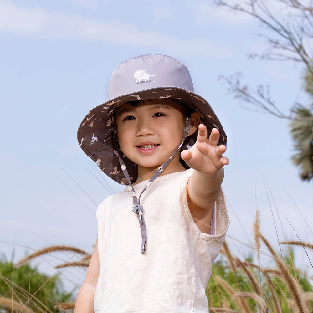 新品《魟魚系列 Manta Ray》頸部防護 兒童防曬帽加長型 -荒原歷險記